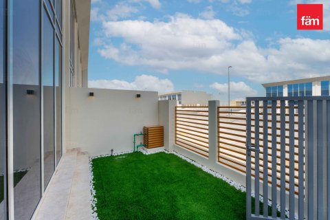 3 bedrooms Townhouse in Dubai, UAE No. 100582 8