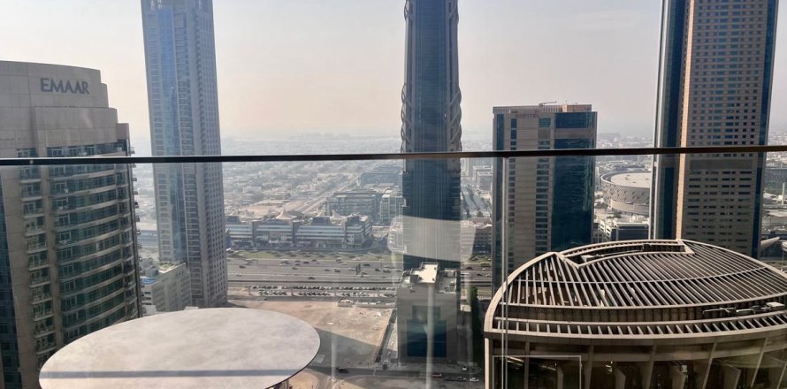 Appartement de 2 chambres à Dubai, UAE No. 100579