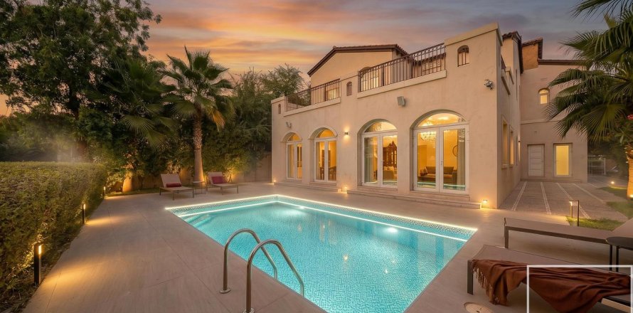 5 bedrooms Villa in Sienna Lakes, UAE No. 194298