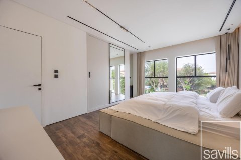 4 bedrooms Villa in Jumeirah Village Triangle, UAE No. 194299 3
