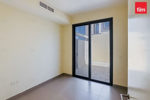 Вилла с 4 спальнями в Дубай Хилс Эстейт, ОАЭ №146262 4