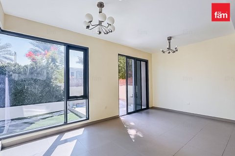 Вилла с 4 спальнями в Дубай Хилс Эстейт, ОАЭ №146262 6