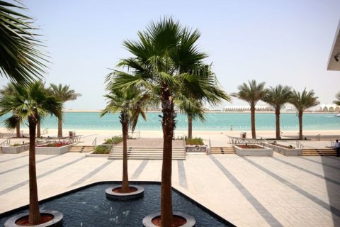 4 bedrooms Townhouse in Al Raha Beach, UAE No. 76512 3