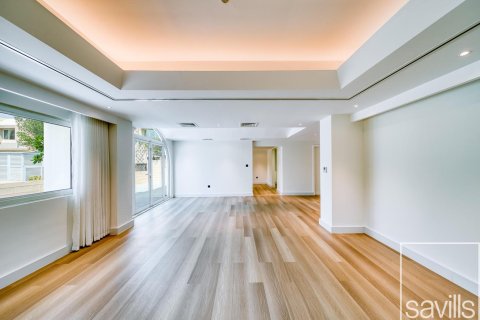4 bedrooms Villa in Jumeirah, UAE No. 194601 11
