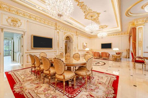 Villa de 4 dormitorios en Palm Jumeirah, UAE No. 147149 6