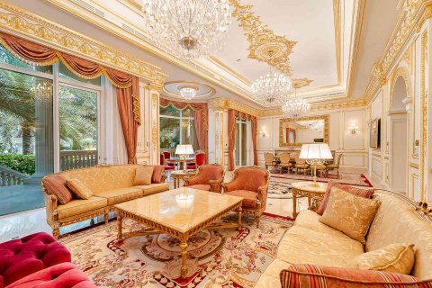 Villa de 4 dormitorios en Palm Jumeirah, UAE No. 147149 4