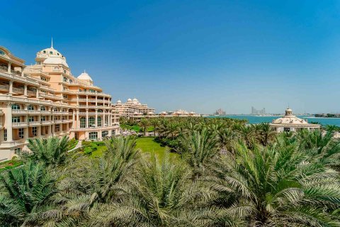 Villa de 4 dormitorios en Palm Jumeirah, UAE No. 147149 20