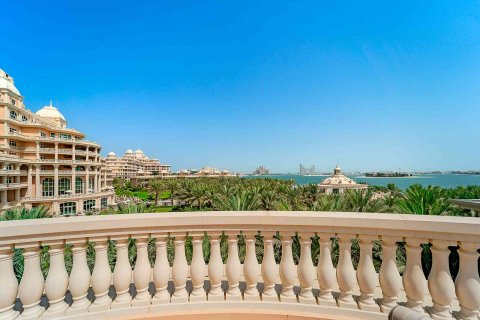 Villa de 4 dormitorios en Palm Jumeirah, UAE No. 147149 17