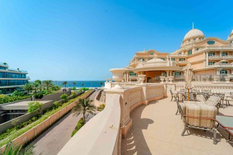 Villa de 4 dormitorios en Palm Jumeirah, UAE No. 147149 18