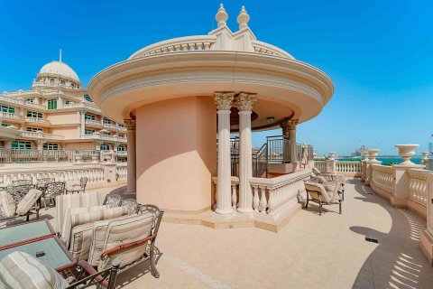 Villa de 4 dormitorios en Palm Jumeirah, UAE No. 147149 13