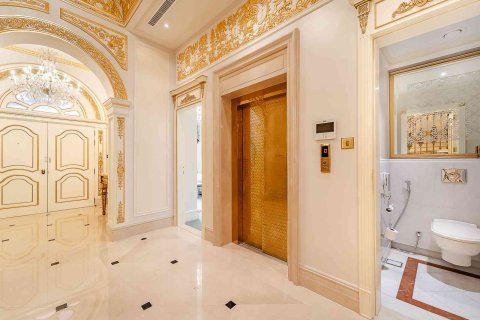 Villa de 4 dormitorios en Palm Jumeirah, UAE No. 147149 23