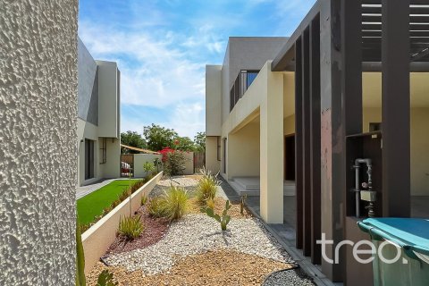 4 bedrooms Townhouse in Dubai, UAE No. 188131 4