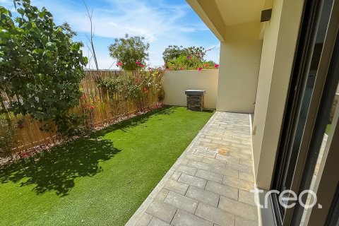4 bedrooms Townhouse in Dubai, UAE No. 188131 8