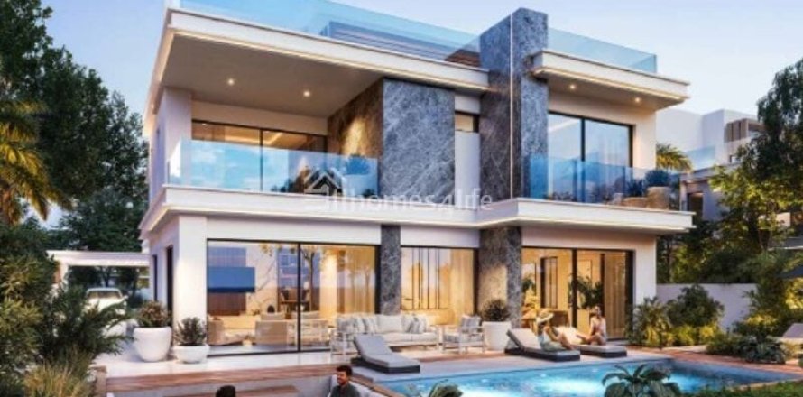 6 bedrooms Villa in The World Islands, UAE No. 165386