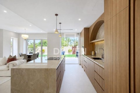 4 غرف نوم فيلا في Al Reem, الإمارات العربية المتحدة رقم 200723 8