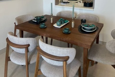 Квартира с 2 спальнями в Dubai Land, ОАЭ №146487 4