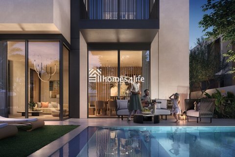 Вилла с 4 спальнями в Dubai Land, ОАЭ №146483 3