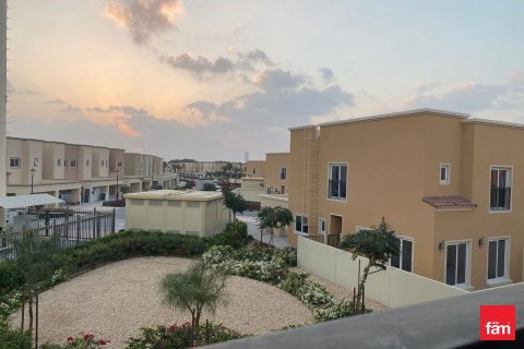 3 bedrooms Townhouse in Dubai, UAE No. 148605 8