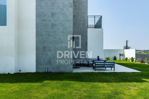 4 bedrooms Villa in EMAAR South, UAE No. 193838 10