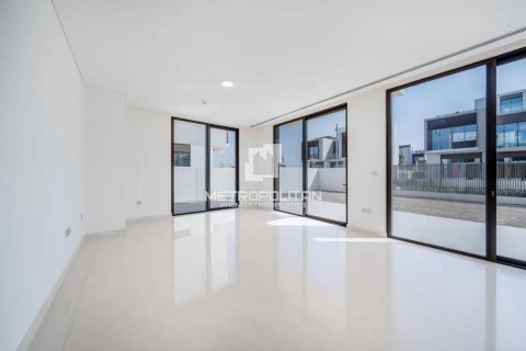 Villa de 5 dormitorios No. 128338 4