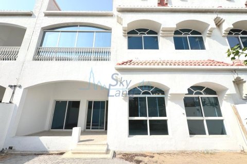 Вилла с 4 спальнями  №118029 4