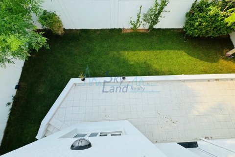 Вилла с 4 спальнями  №118030 32