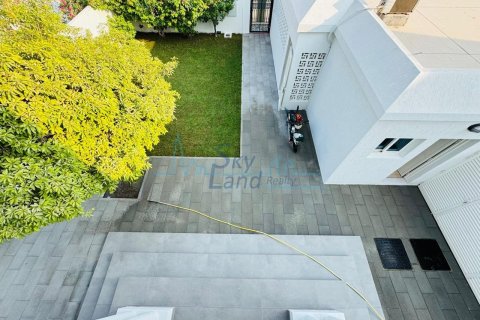 Вилла с 4 спальнями  №118030 31