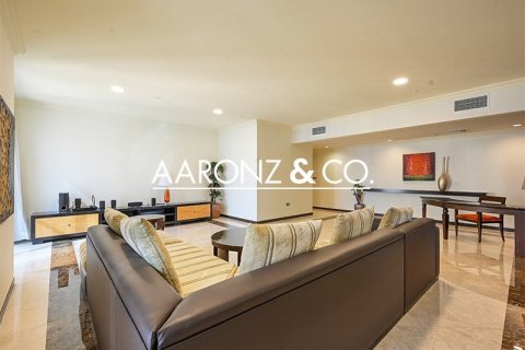 4 غرف نوم شقة في مساكن شاطئ جميرا, الإمارات العربية المتحدة رقم 132951 3