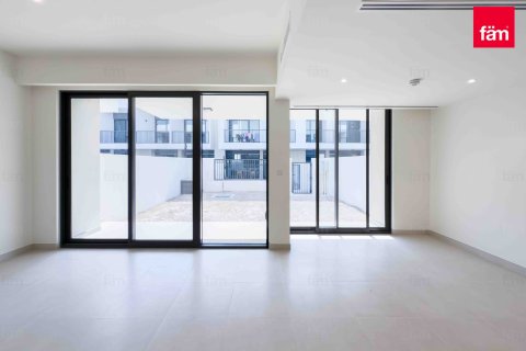 3 bedrooms Villa in Town Square, UAE No. 111954 7