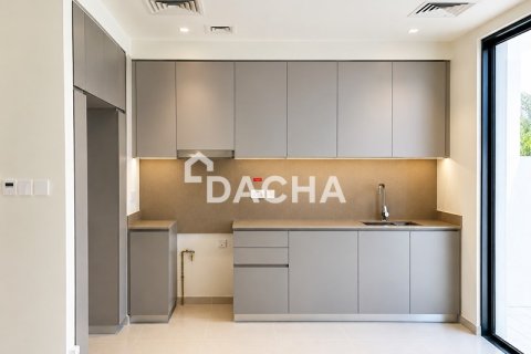 4 bedrooms Villa in EMAAR South, UAE No. 168895 3