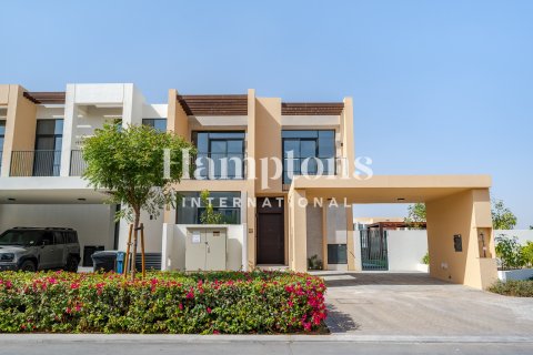 4 bedrooms Villa in Dubai South (Dubai World Central), UAE No. 136083 8
