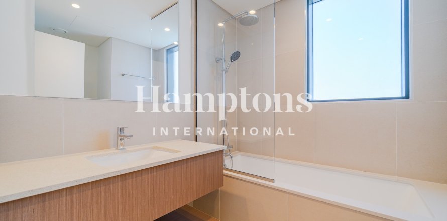 4 bedrooms Villa in Dubai South (Dubai World Central), UAE No. 136083