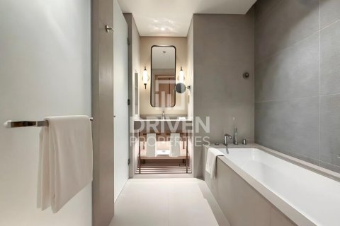 Квартира с 2 спальнями в Vida Residences Dubai Mall, ОАЭ №188705 19