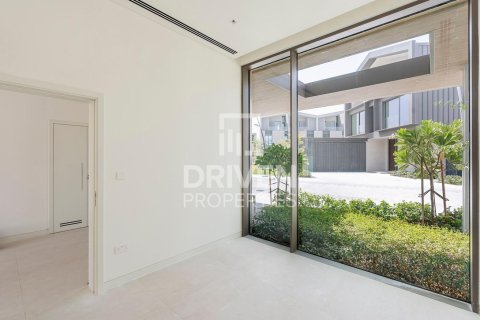 4 bedrooms Villa in Nad Al Sheba 1, UAE No. 188708 7