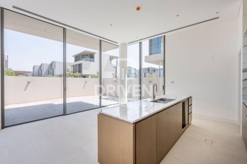 4 bedrooms Villa in Nad Al Sheba 1, UAE No. 188708 4