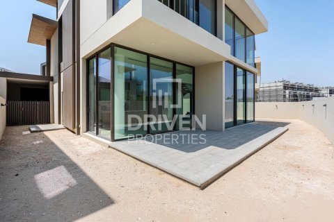 4 bedrooms Villa in Nad Al Sheba 1, UAE No. 188708 25