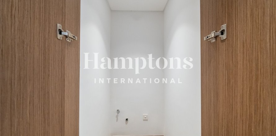 2 bedrooms Apartment in City Walk Phase 2, UAE No. 140947