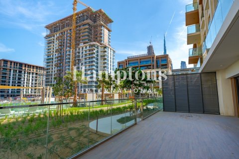 2 bedrooms Apartment in City Walk Phase 2, UAE No. 140947 3