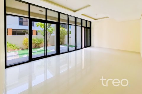 3 bedrooms Townhouse in DAMAC Hills (Akoya by DAMAC), UAE No. 199012