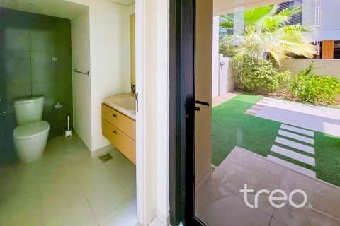3 bedrooms Townhouse in DAMAC Hills (Akoya by DAMAC), UAE No. 199012 11