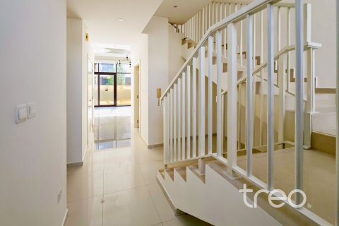3 bedrooms Villa in Topanga, UAE No. 199013 15