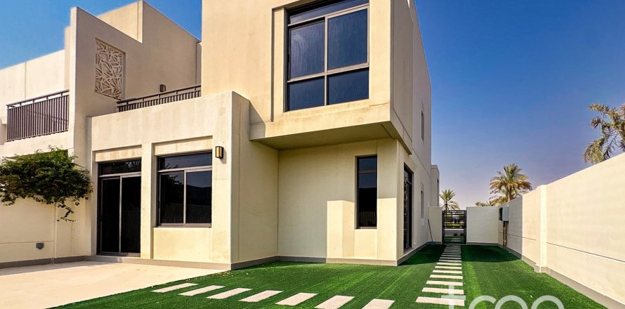 4 bedrooms Townhouse in Noor Townhouses, UAE No. 199008