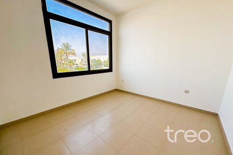4 bedrooms Townhouse in Noor Townhouses, UAE No. 199008 7