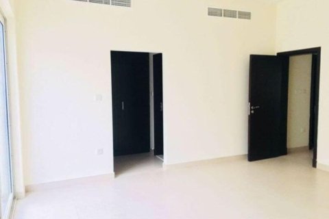 3 bedrooms Townhouse in Al Warsan, UAE No. 152464 7