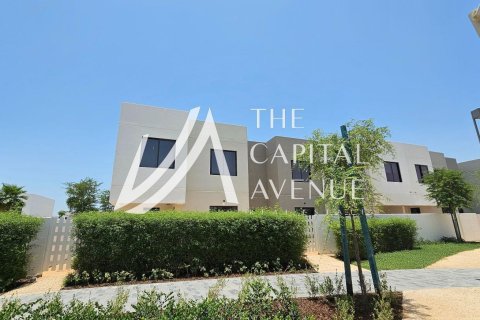 4 bedrooms Villa on the Yas Island, UAE No. 136909 24