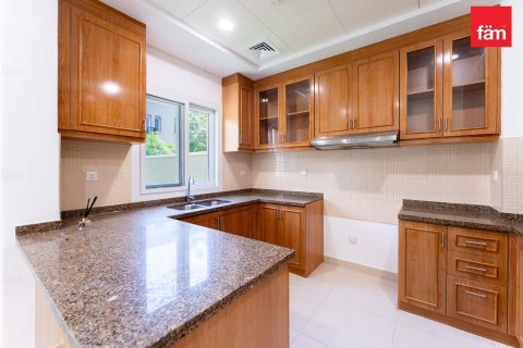 3 bedrooms Townhouse in Dubai, UAE No. 166450 7