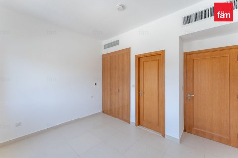 3 bedrooms Townhouse in Dubai, UAE No. 166450 4