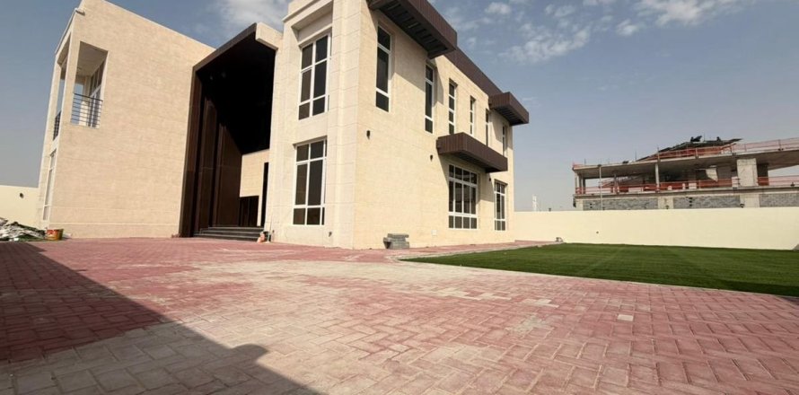 6 bedrooms Villa in Jebel Ali, UAE No. 166454