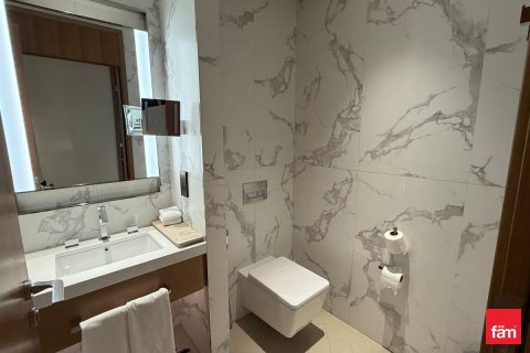 Apartment de 3 dormitorios en Dubai, UAE No. 166448 8
