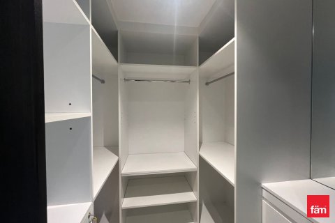 Apartment de 3 dormitorios en Dubai, UAE No. 166452 11